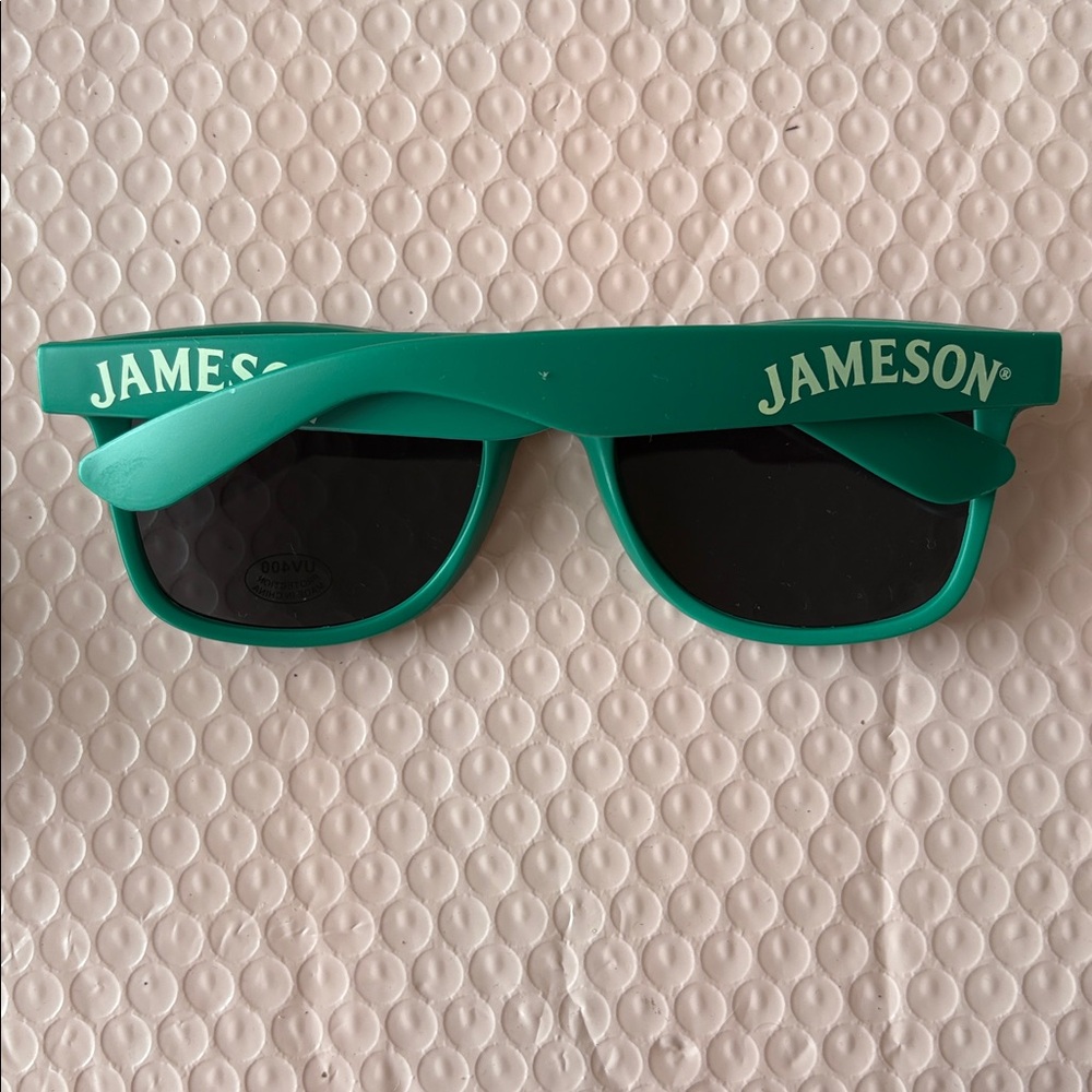 Jameson Bundle - Picture 5 of 6